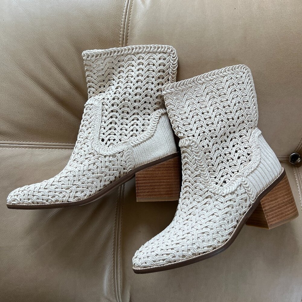 Kelsi Dagger Cream Ankle Boots